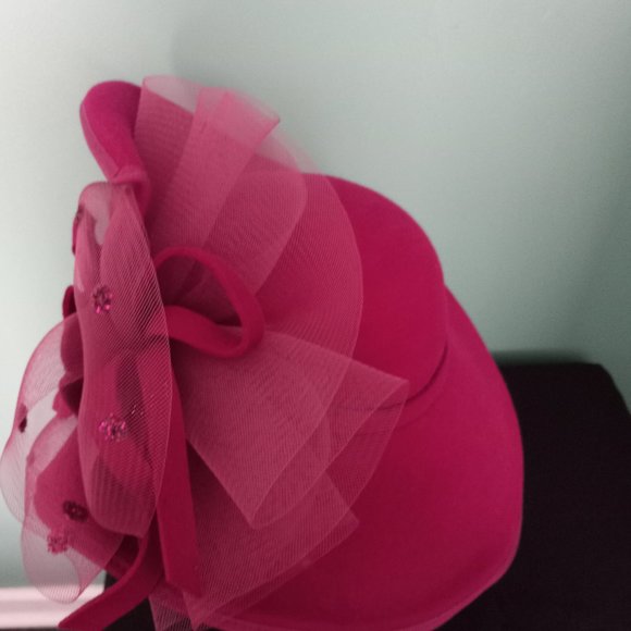 womans hat main image 6